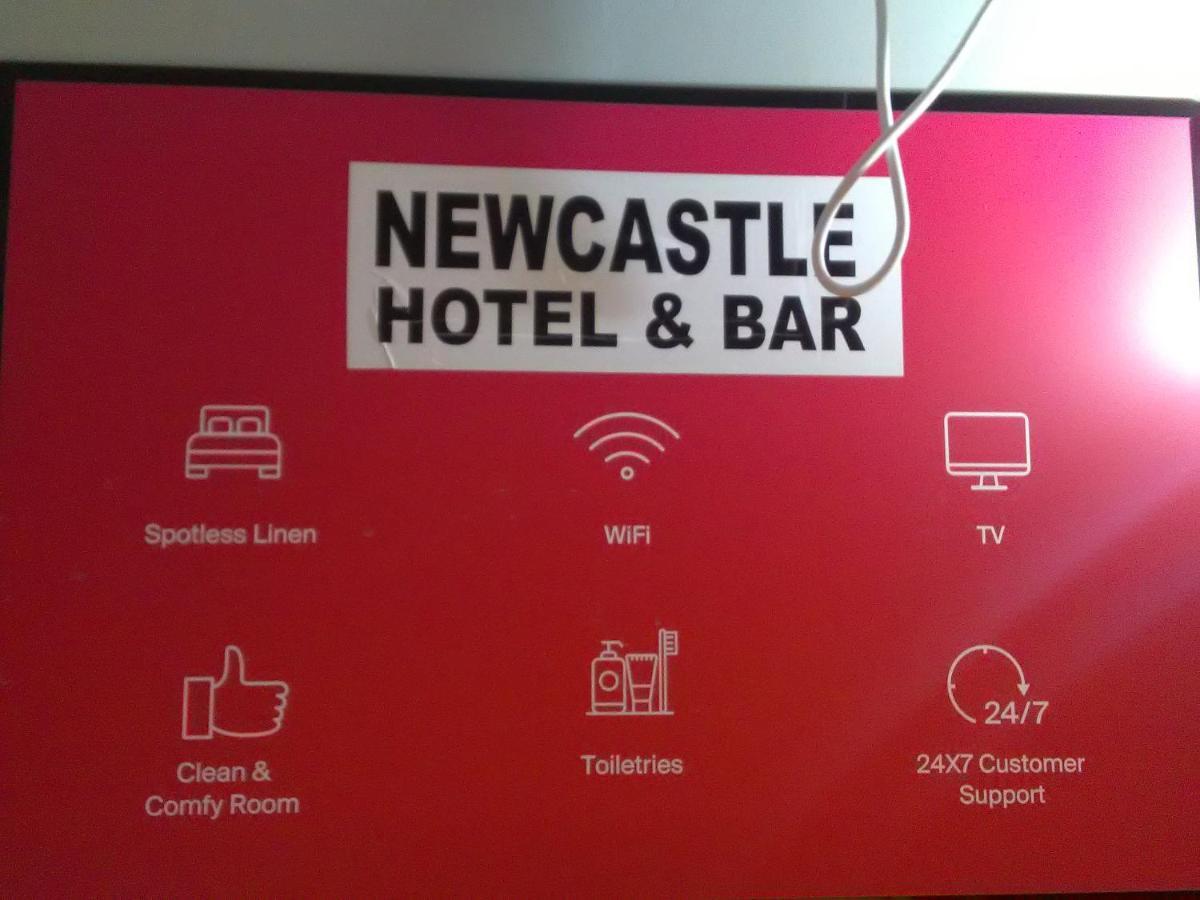 Newcastle West Hotel & Bar 外观 照片
