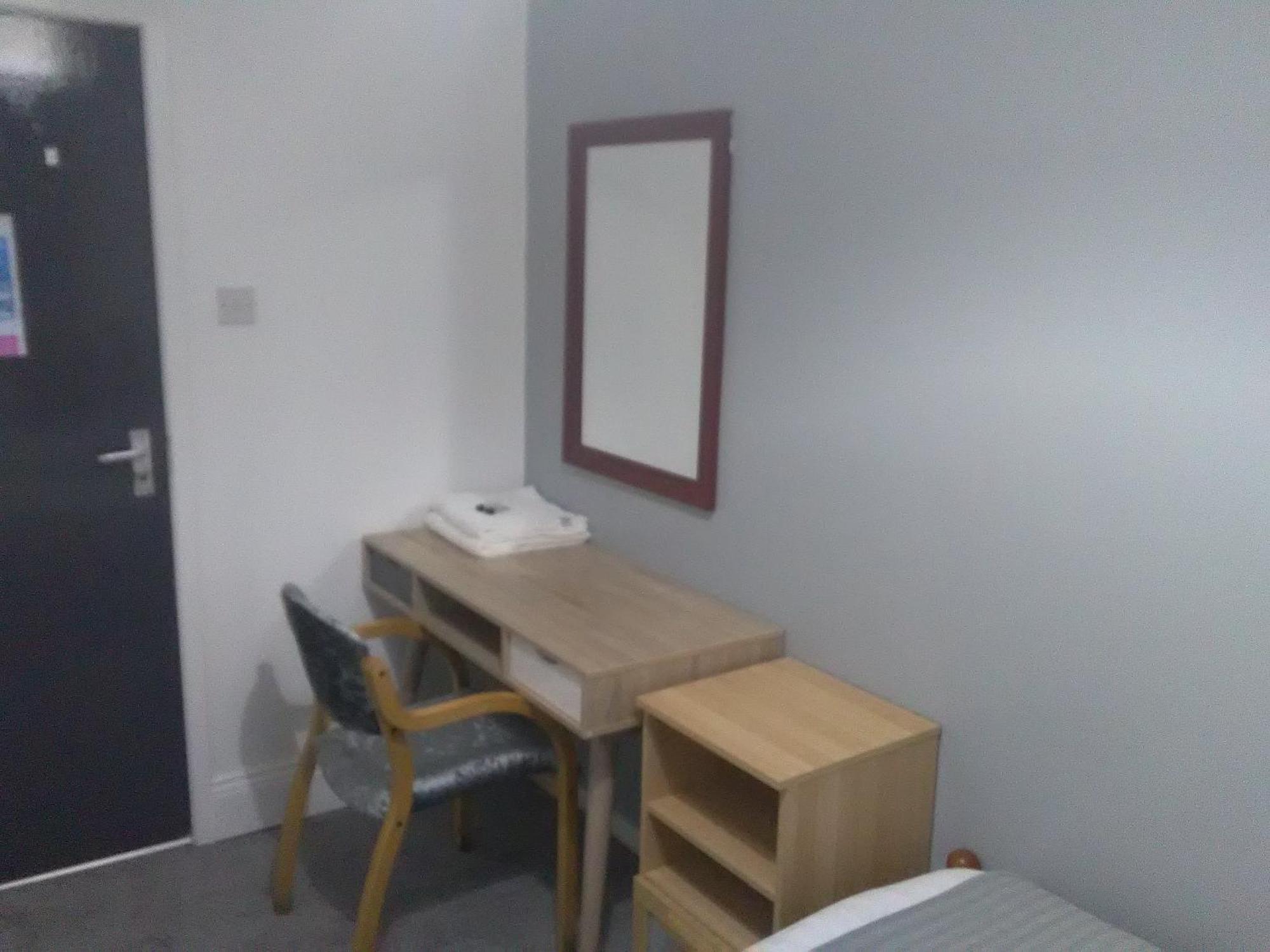 Newcastle West Hotel & Bar 客房 照片
